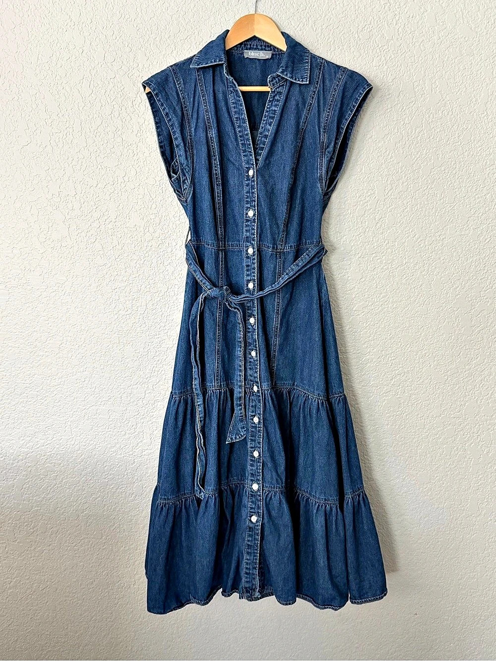Blue b Women's Blue Denim Midi Dress size M